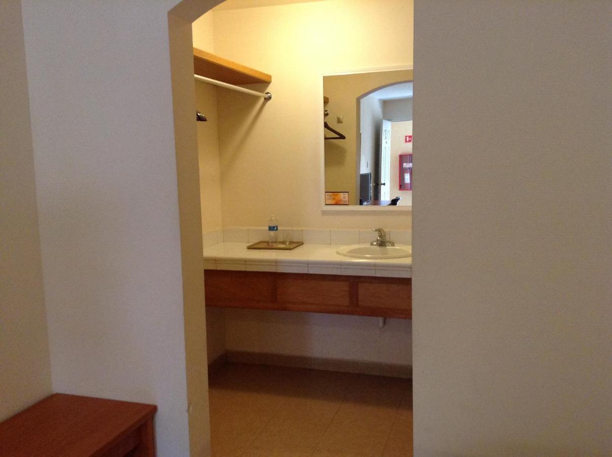Hotel Del Sol Guaymas Room photo